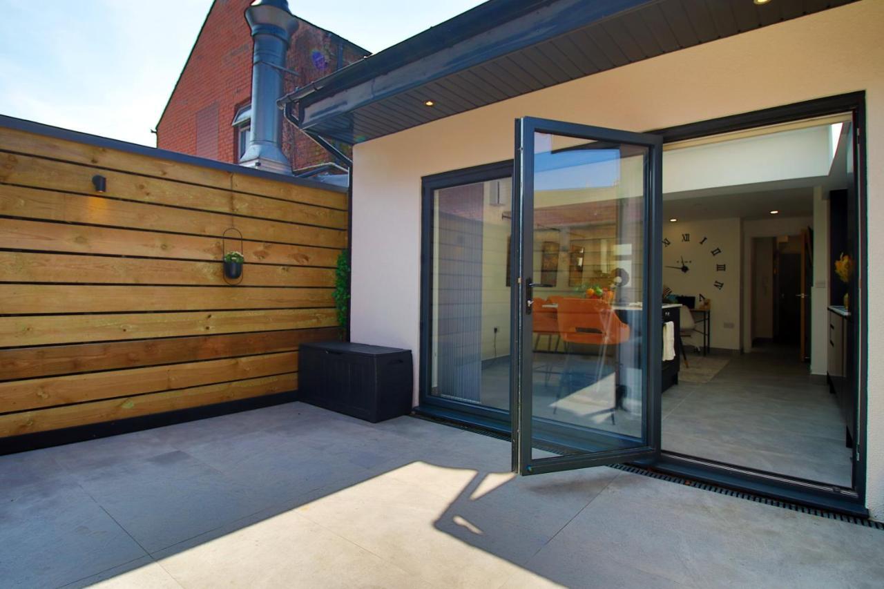 New Spacious 2 Bed Getaway - Private Courtyard! - Underfloor Heating Кардифф Экстерьер фото